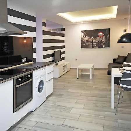 Apartment Conil Red-black