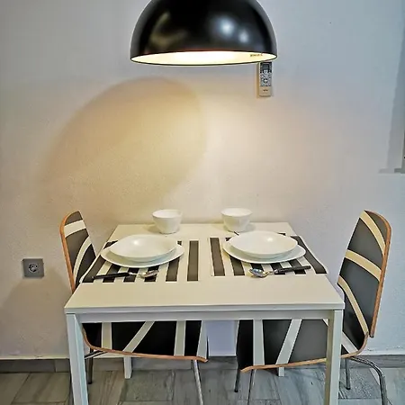 Conil Red-black Apartment *